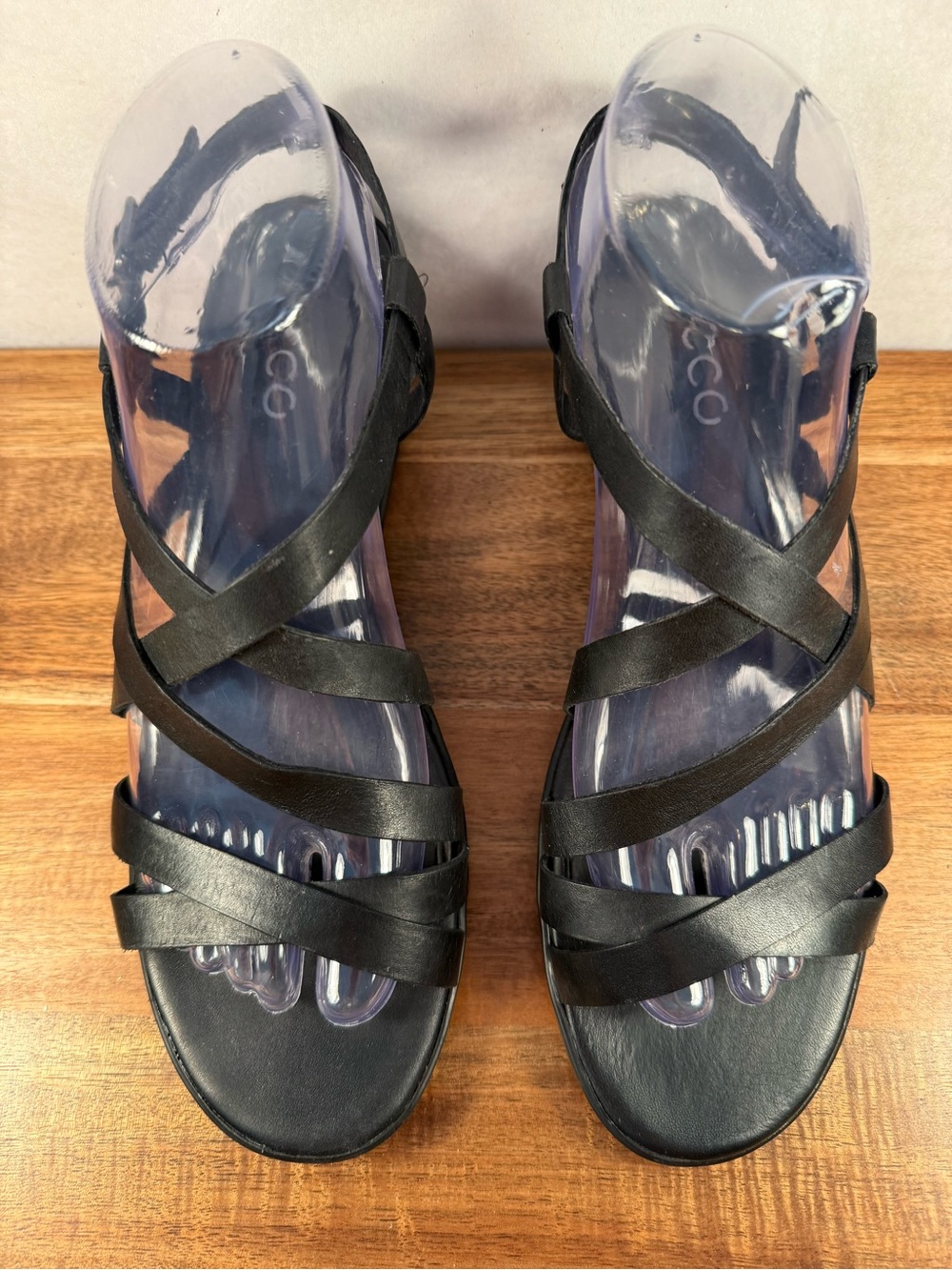 ECCO Black Leather Strappy Sandal Size 39 (US 8 - 8.5)